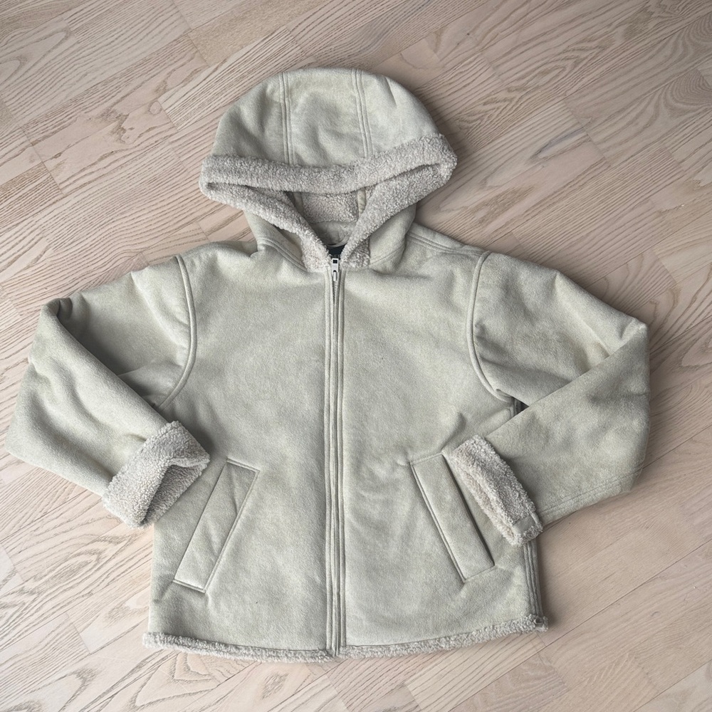 Aritzia TNA Golden Hooded Sherpa-Lined Zip Jacket in Light Cream